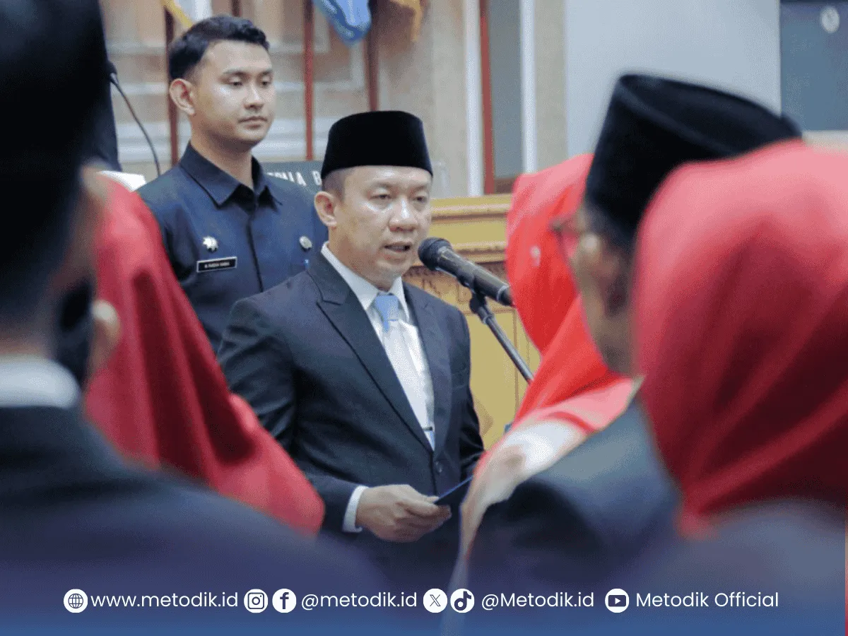 Lantik 62 Pejabat Administrator dan 34 Pejabat Fungsional, Sekdaprov Marindo Tekankan Kompetensi, Etos Kerja, dan Profesionalitas