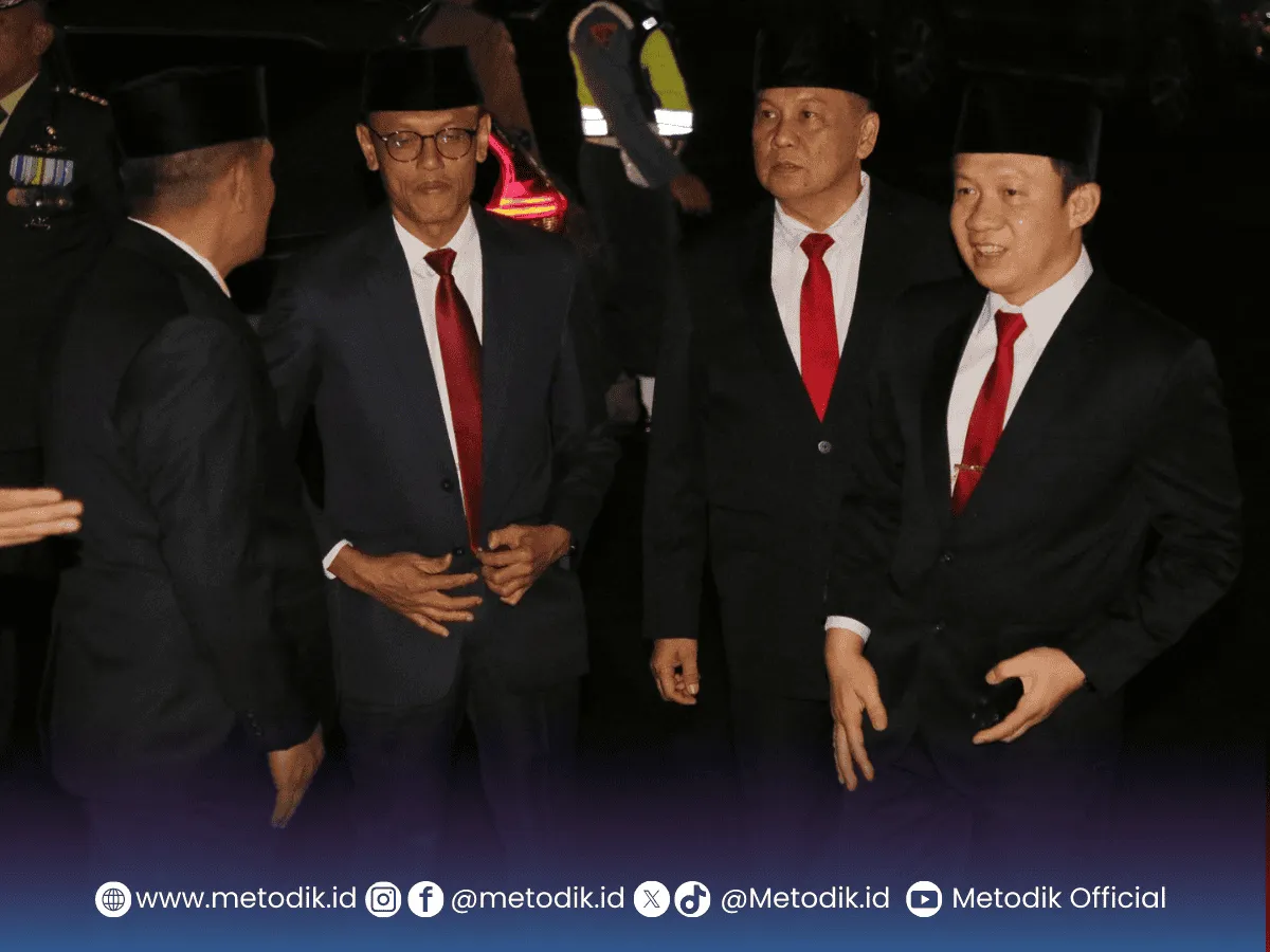 Suasana Khidmat, Marindo Kurniawan Hadiri Apel Kehormatan dan Renungan Suci dalam Rangka HUT RI ke-80 di TMP 