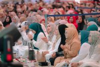 Ketua TP PKK Ibu Purnama Wulan Mirza Hadiri Kajian Akbar yang Digelar BI Perwakilan Lampung dalam Rangka “Lampung Sharia Economic Festival”, Upaya Tingkatkan Iiterasi Pentingnya Ekonomi Syariah