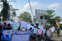 Dugaan TPPU Oknum Jaksa Kejagung Bikin Lampung Membara, Massa Serbu Kejati