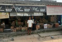 Berawal dari Warung Kelontong, Widia BRI Unit Karang Pucung Sukses Naik Kelas Jadi Grosiran